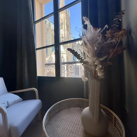 Otentik Noblesse Royal View Мец