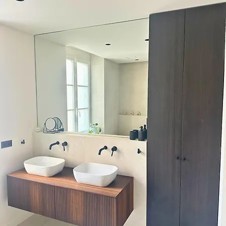 Otentik Noblesse Royal View *