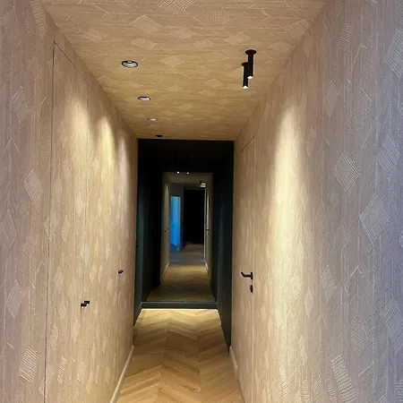 Otentik Noblesse Royal View