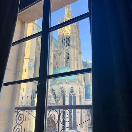 Otentik Noblesse Royal View *