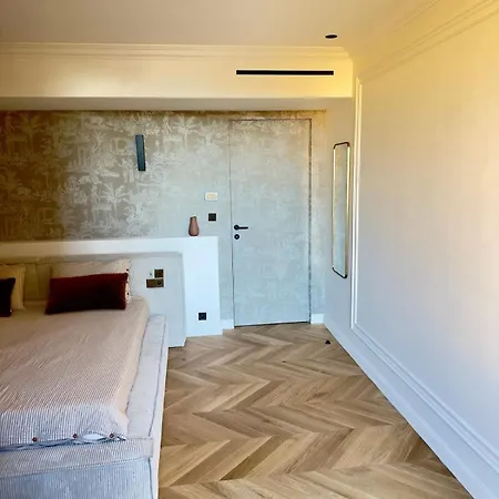 Otentik Noblesse Royal View *