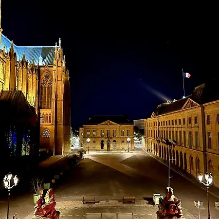 Otentik Noblesse Royal View * Мец