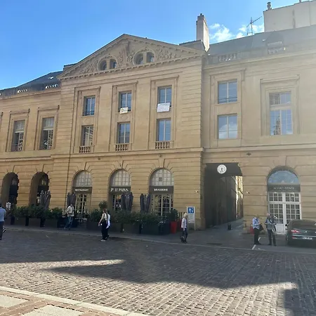 Otentik Noblesse Royal View Apartamento *