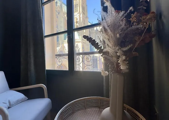 Otentik Noblesse Royal View Мец