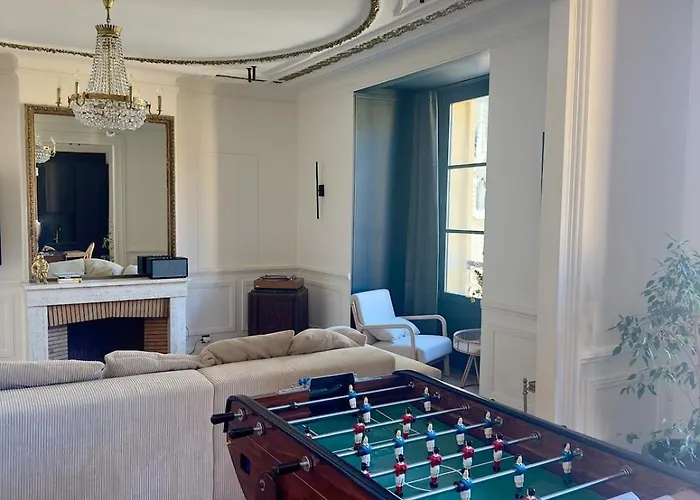 Апартаменты Otentik Noblesse Royal View Мец