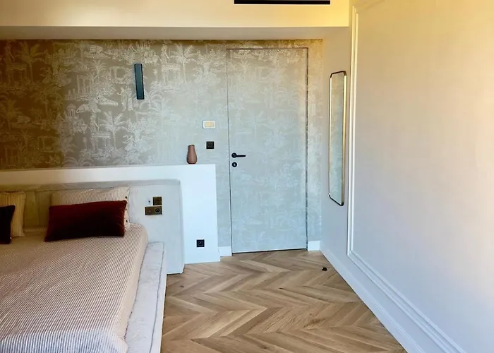 Otentik Noblesse Royal View *